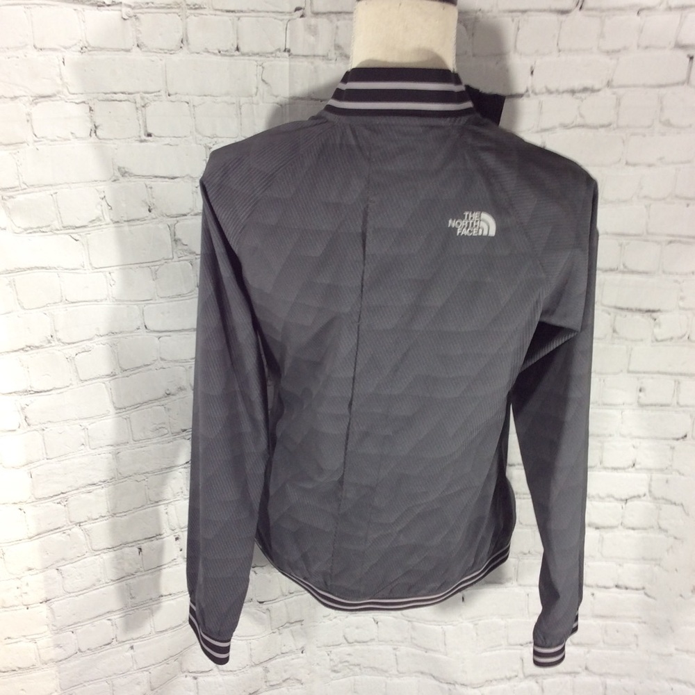 Northface reflective wind running jacket M RAPIDA - Picture 3 of 8